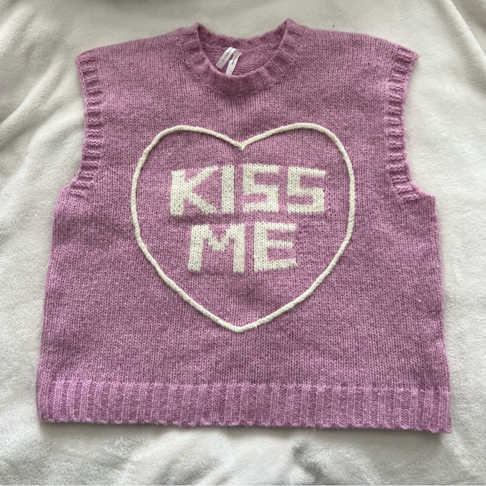 NEW Daydreamer KISS ME Heart Knit Sweater Vest